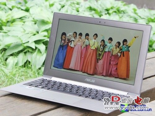 PC混战一触即发 6月超极本围攻新苹果 